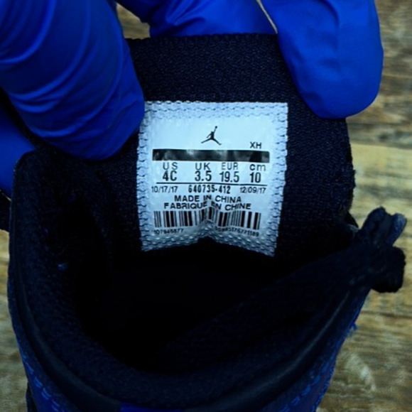 Nike Air Jordan 1 Mid Obsidian Royal Black White 640735-412 Baby Size 4C New - Picture 5 of 6